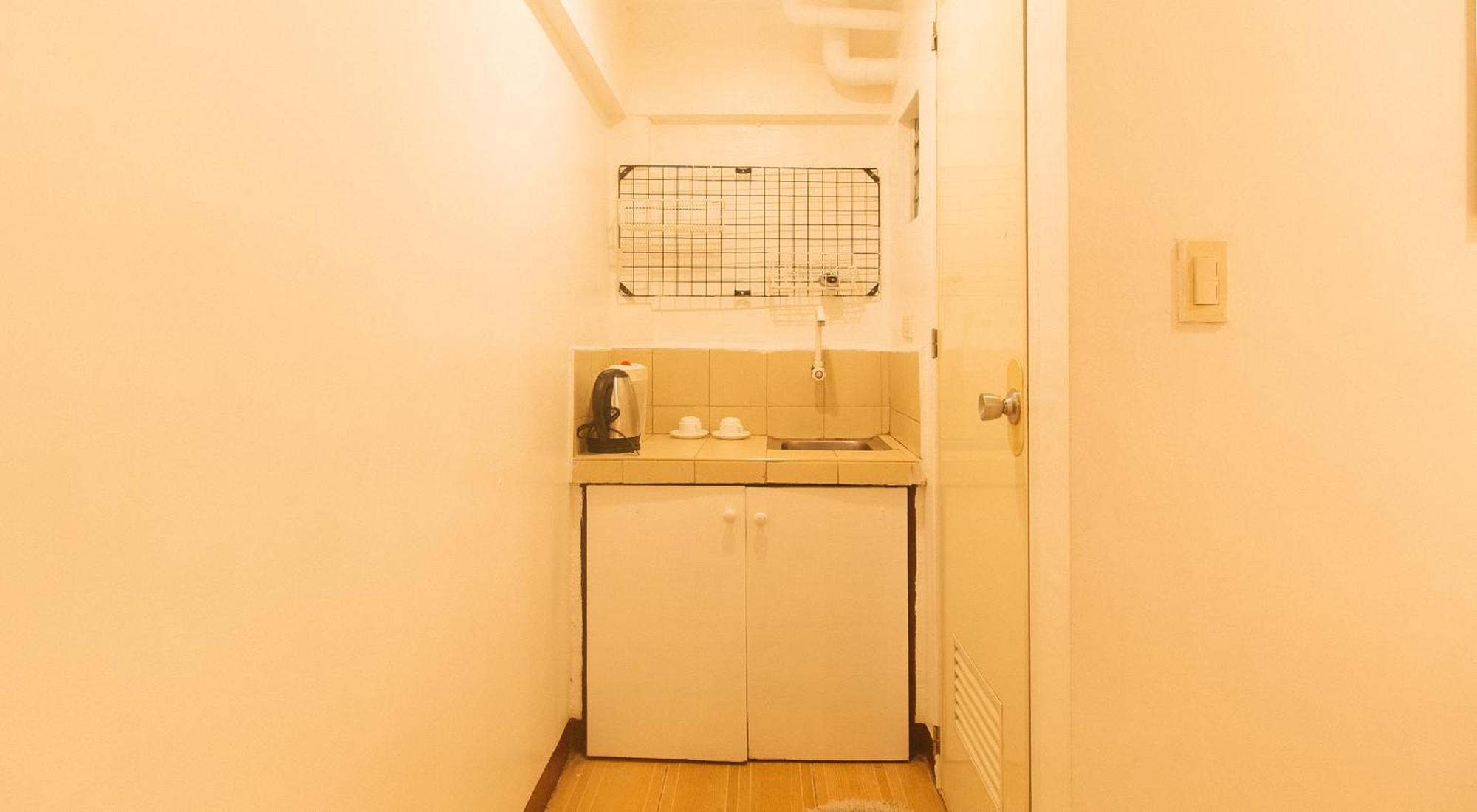 Reddoorz At City Stay Inns Marilao Lias Exterior photo